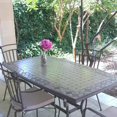 Lucy Apartment