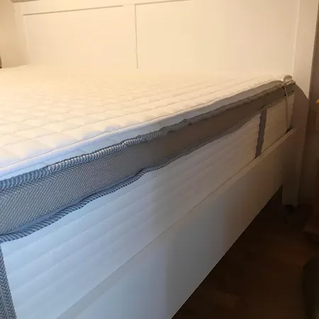 Lucy Apartment *