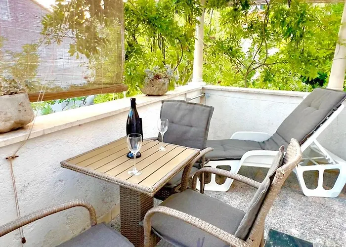 Apartamento Lucy Milna (Brac)